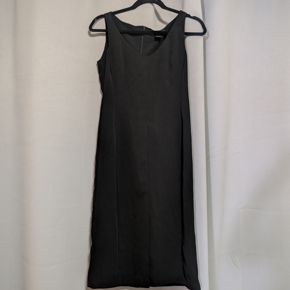 Elegant Black Sleeveless Dress